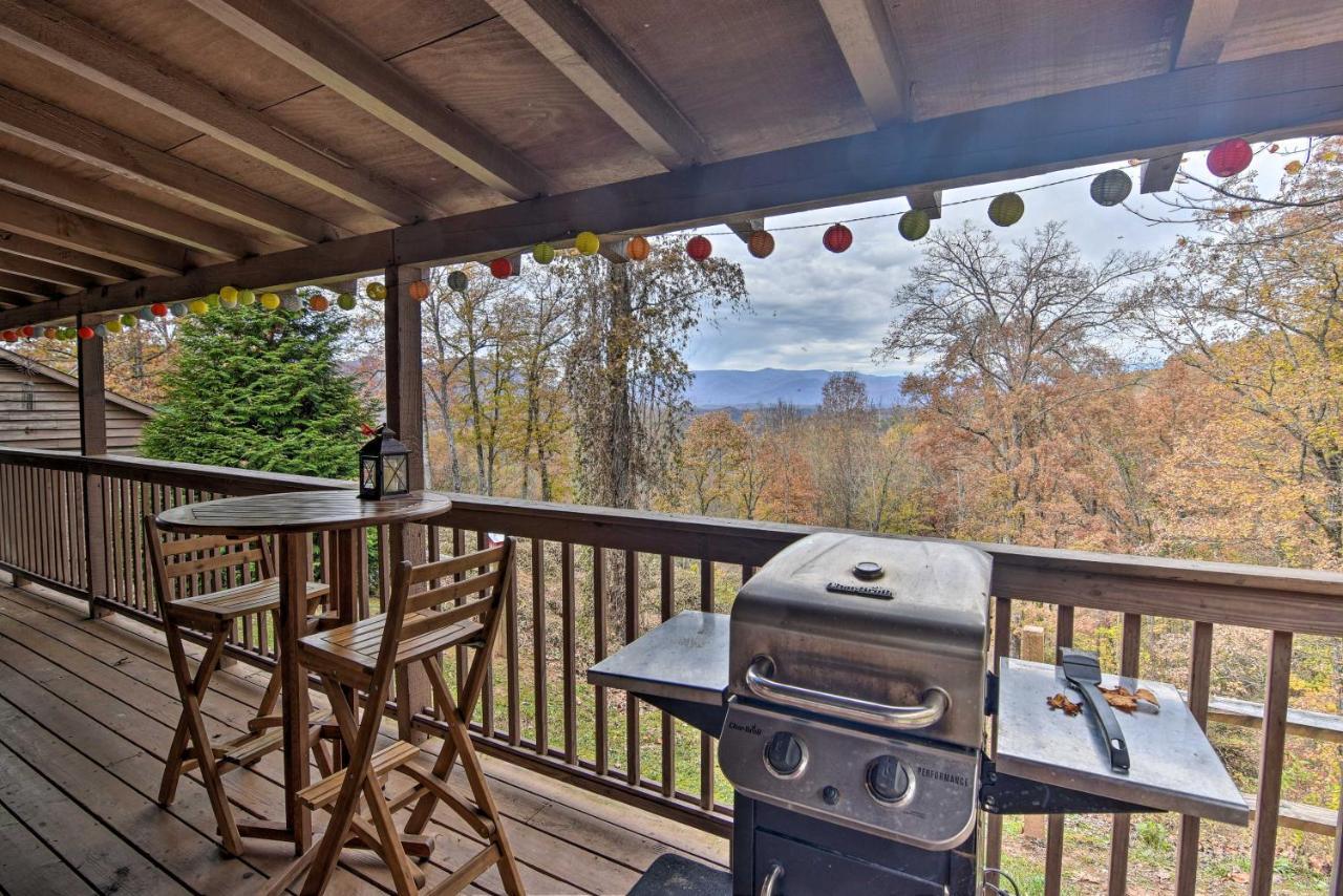 Cozy Cabin With Hot Tub And Smoky Mountain Views! Vila Bryson City Exterior foto